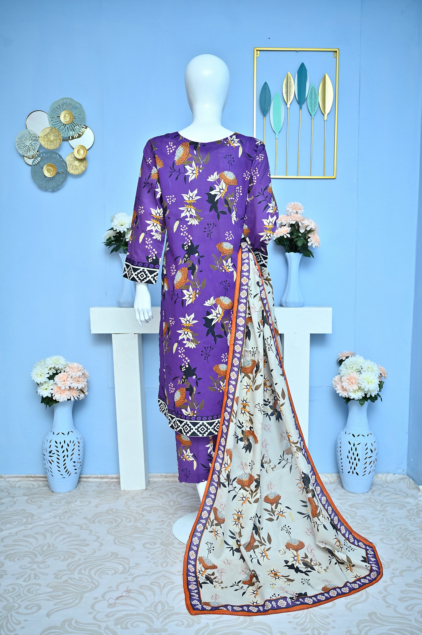 Pret 3 Piece Printed Lawn Stitched Suit